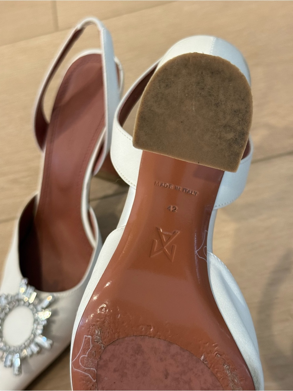 Amina Muaddi White Pointed Slingback Heels with Crystal Sunburst - inspired - Picture 3 of 3